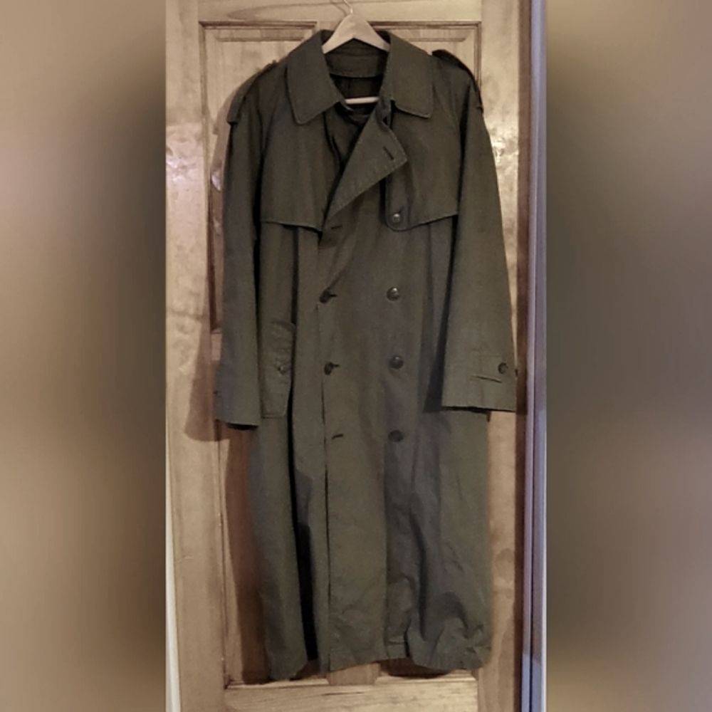 Towne Trench Coat Double-breasted belted waist Size 42R